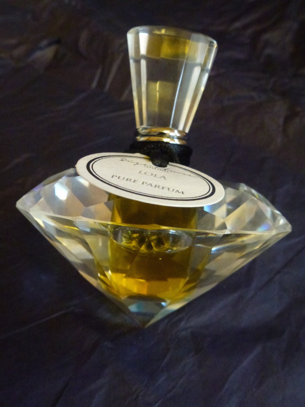 Signature Fragrances – Lola Pure&nbsp;Parfum