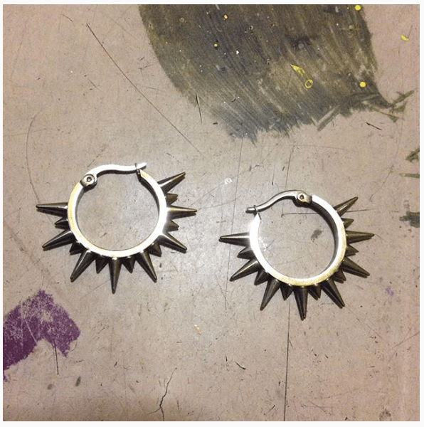 April Screen Shot 2017-12-28 at 19.27.27