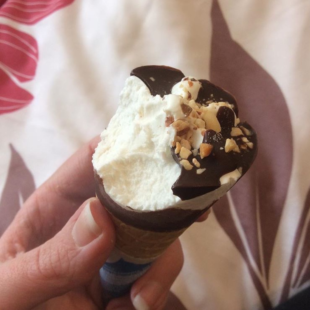 2BE4D6A0-306A-4DBF-9121-CD6FD5042498